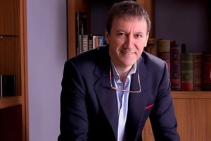 Dr. Cem Altindag