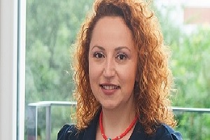 Dr. Derya Bingol