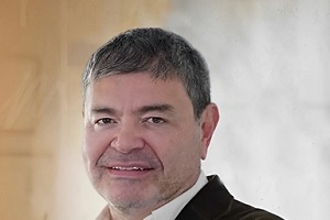 Dr. Ercan Demiray Aesthetic and Plastic surgeon