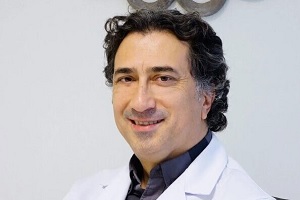 Dr. Ergin Er