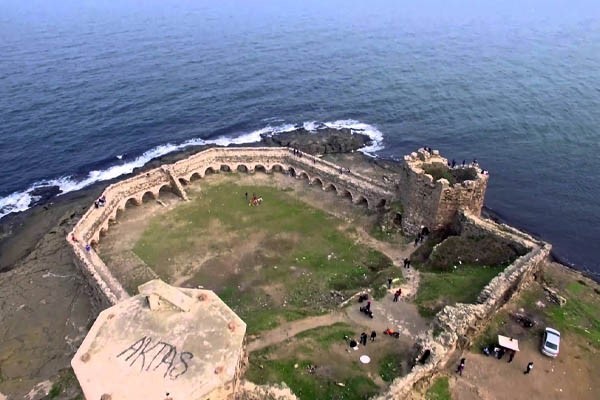 Rumeli feneri kalesi