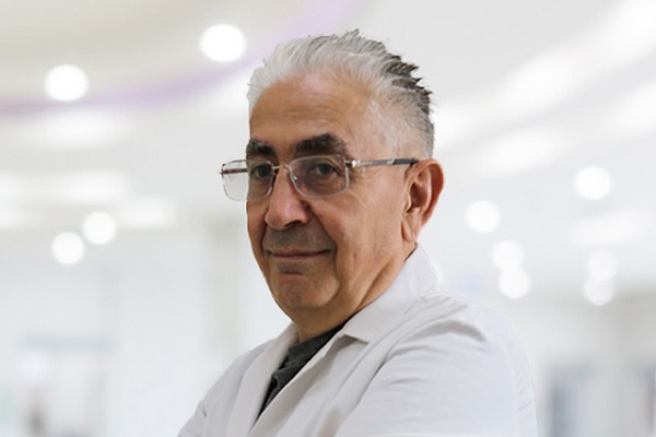 Dr. Hakan Kilic