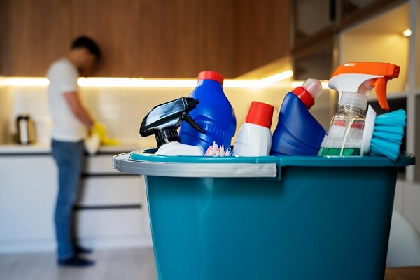 Servant doing chores in the house. Top 3 best places to find cleaning supplies in Istanbul, Turkey
