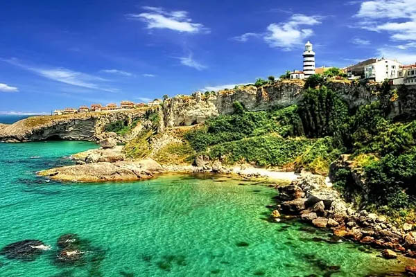 Beach and linghthouse of Sile - Places Near Istanbul 
