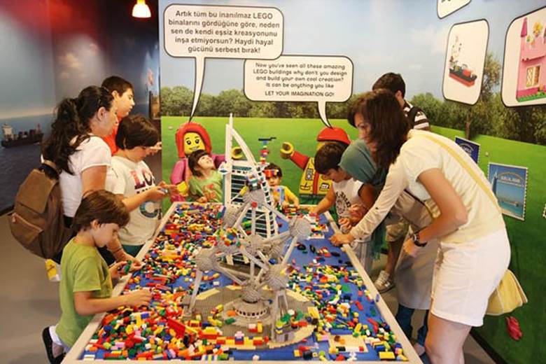Legoland discovery center