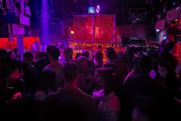 Roompera ambient